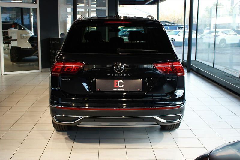 Volkswagen Tiguan Allspace TSi 180kW DSG 4Motion - fotka 5 z 33
