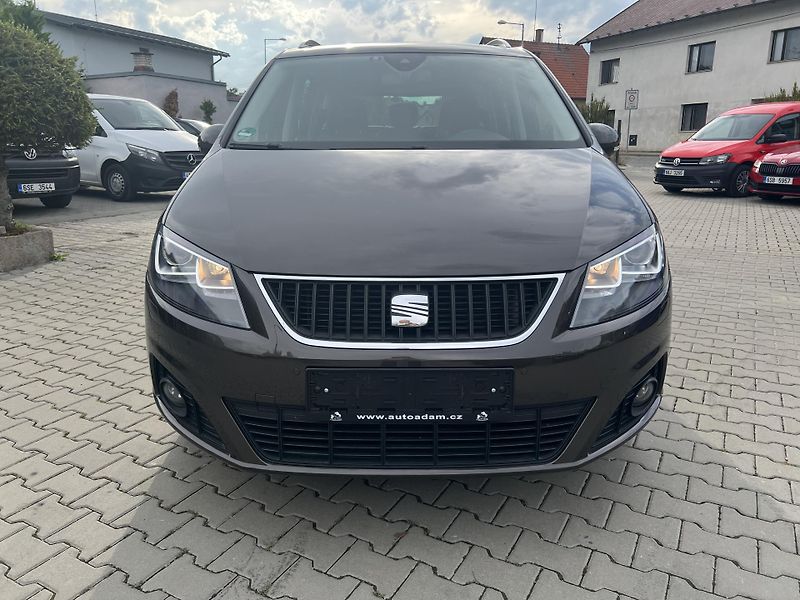 Seat Alhambra (2014) 2,0TDi DSG Style MAX VÝBAVA!!! - fotka 11 z 77