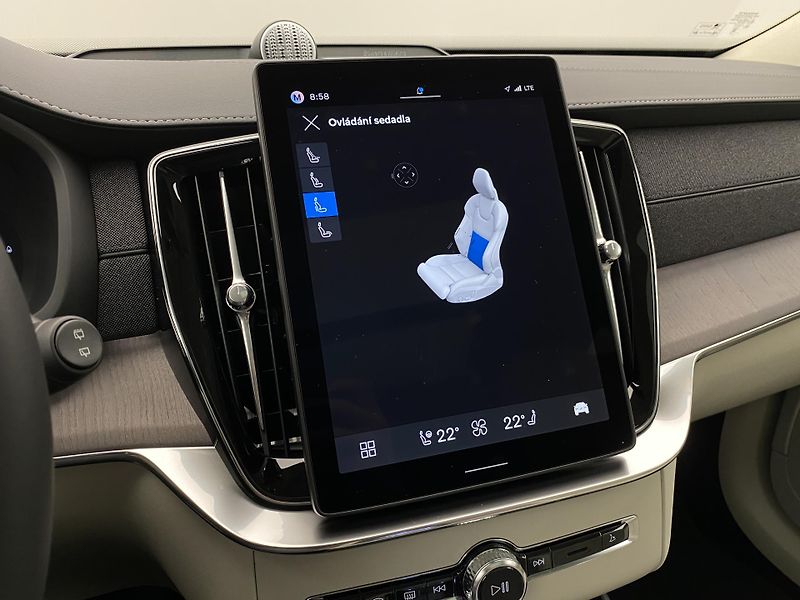 Volvo XC90 (2026) T8 AWD RECHARGE DARK ULTRA - fotka 71 z 74