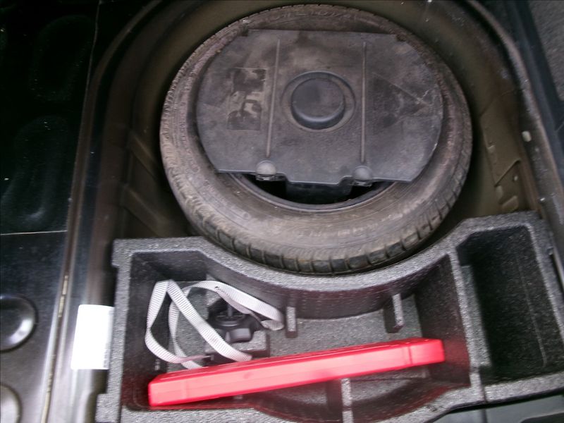 Škoda Fabia 1,4 i 63kw Klima,ESP,po STK - fotka 16 z 29