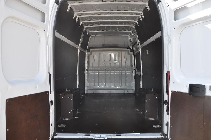 Fiat Ducato 2.3MTJ 130kW L4H3 MAXI - fotka 14 z 17