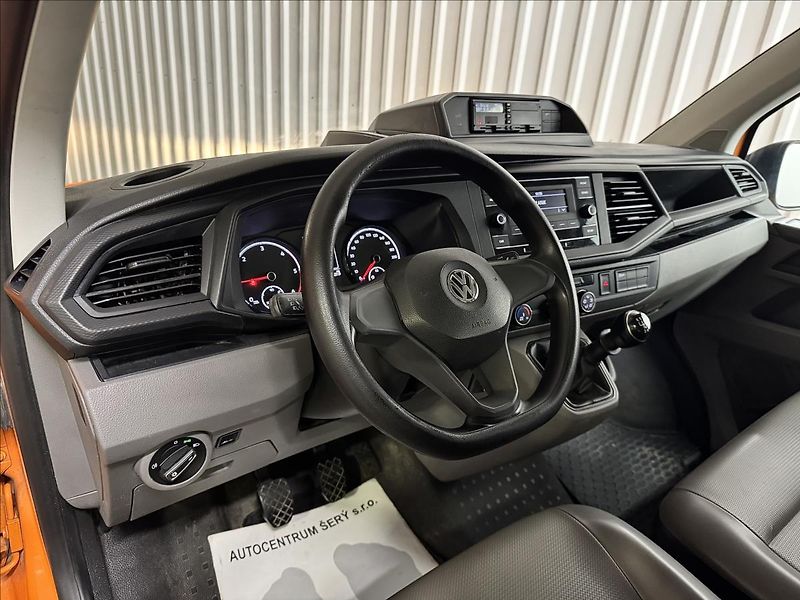 Volkswagen Transporter 2.0TDI DoubleCab TAŽNÉ DPH - fotka 17 z 33