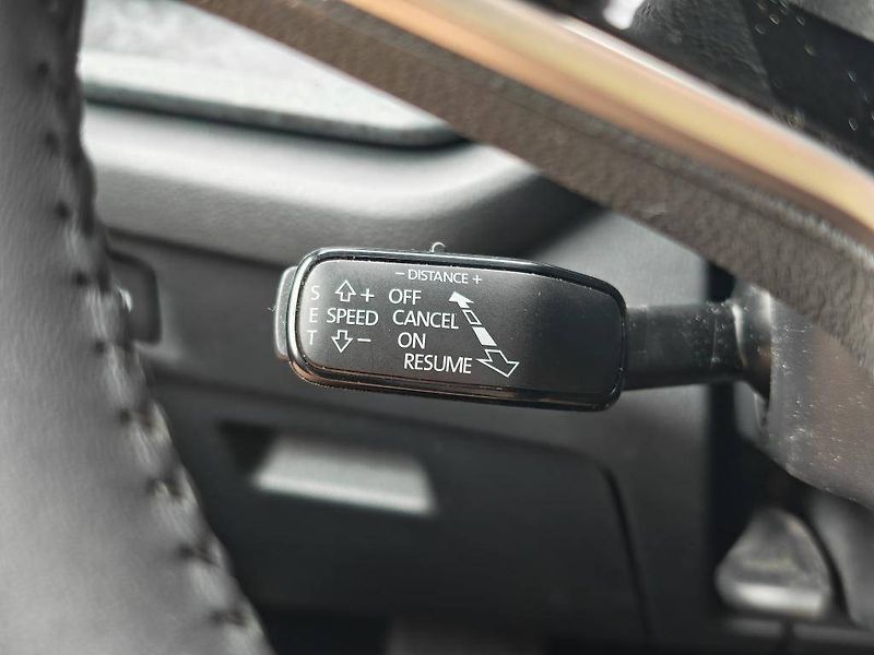 Škoda Octavia Exclusive Selection  7DSG m-HE - fotka 14 z 26