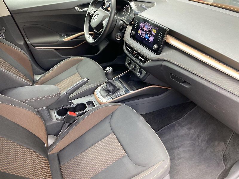 Škoda Fabia (2023) 1.0 MPI Style - fotka 10 z 33