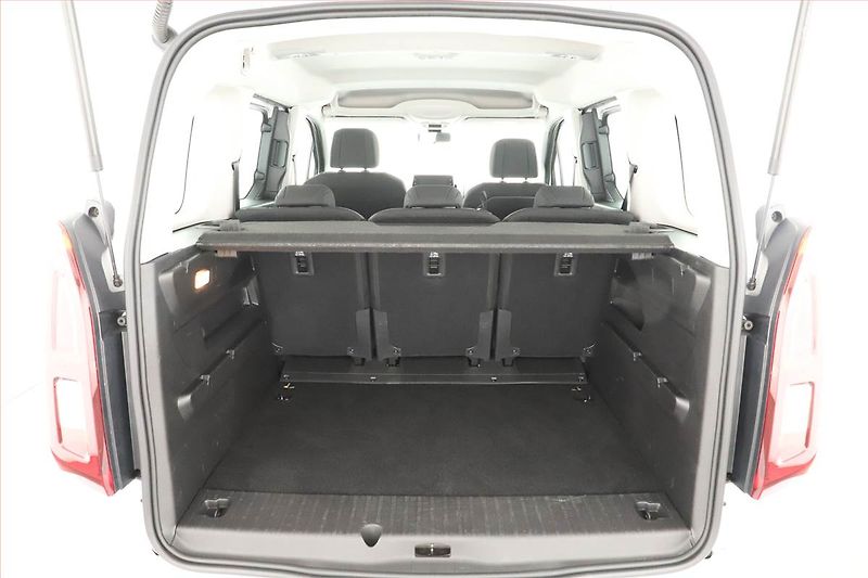 Opel Combo (2024) Edition 1.5 CDTI, 5Míst, ČR - fotka 10 z 18