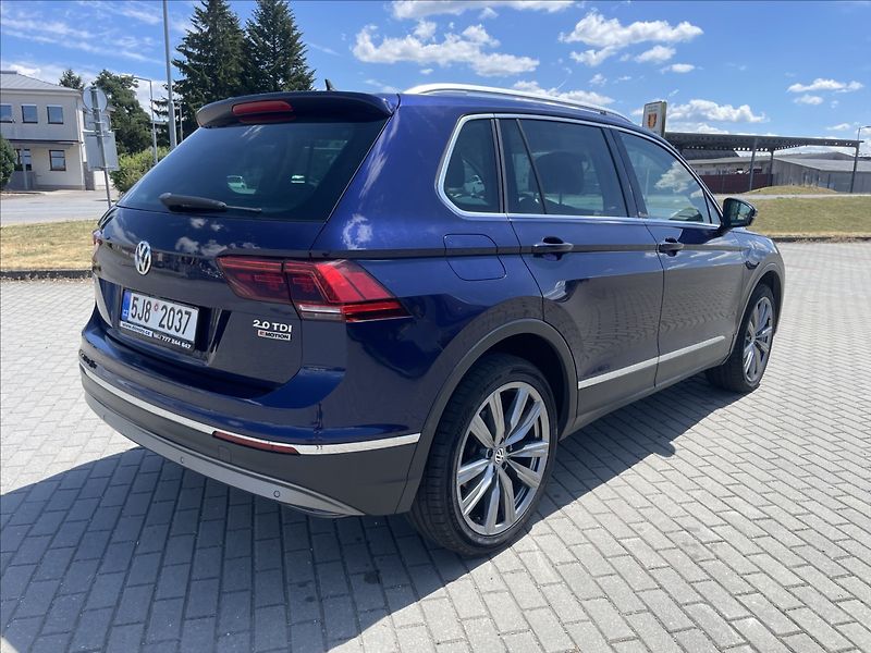 Volkswagen Tiguan 2,0 TDi 110kw 4-Motion LED GPS - fotka 34 z 37