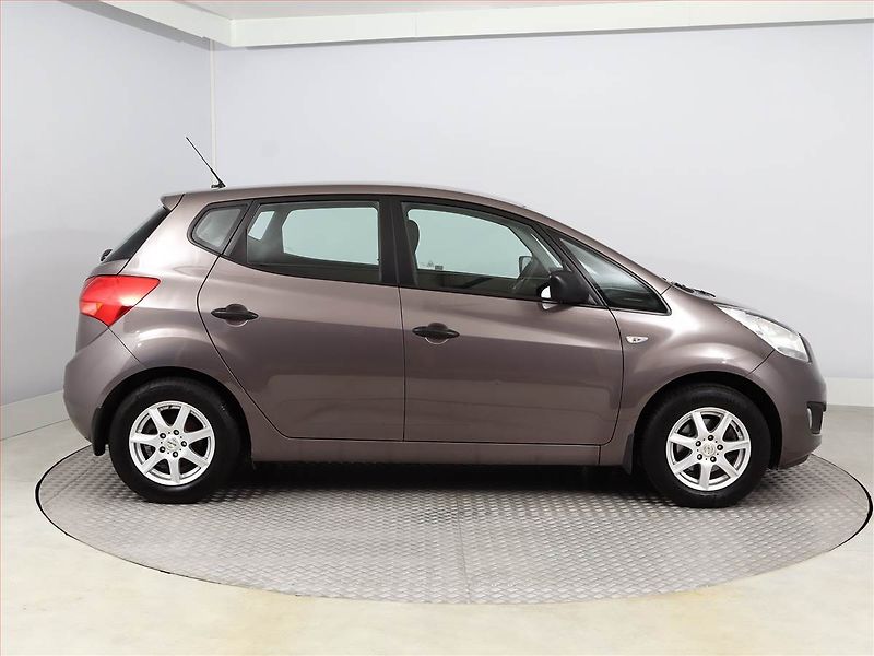 Kia Venga (2011) 1.4 CVVT, ČR,1.maj, Serv.kniha - fotka 6 z 14