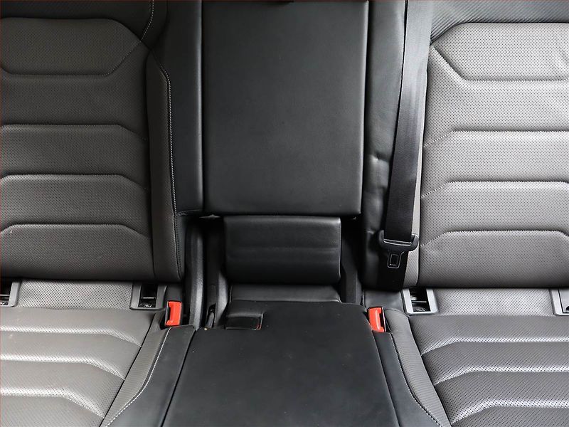 Volkswagen Touareg (2020) R-Line 3.0 TDI - fotka 8 z 23