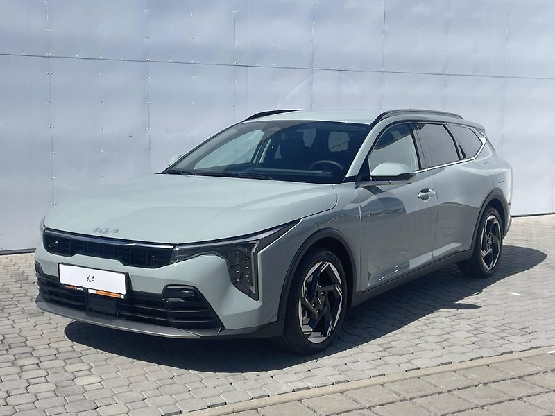 Kia K4 (2024) TOP 7DCT 1,6 T-GDi - fotka 1 z 6