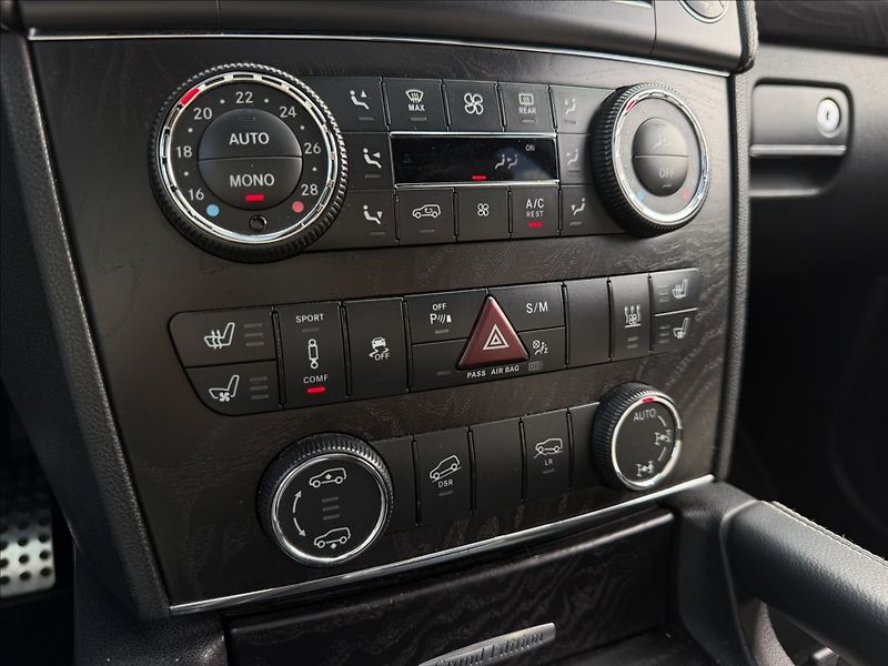 Mercedes-Benz GL 350 CDI 4Matic AMG - fotka 15 z 30