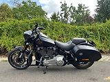 Harley-Davidson FLSB Softail Sport Glide (2018) - náhled 4