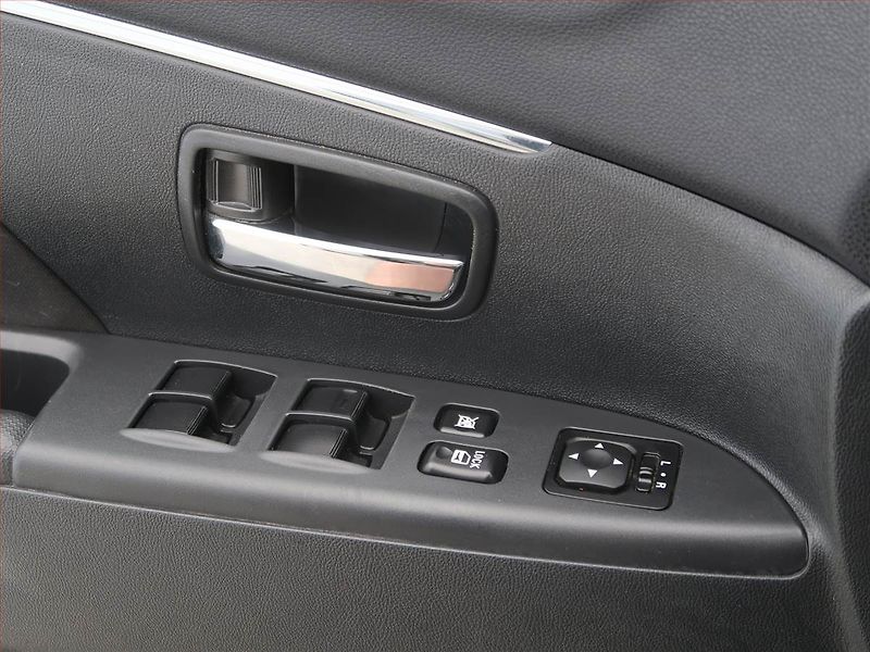 Mitsubishi ASX (2015) 1.6 MIVEC, ČR,1.maj - fotka 18 z 18