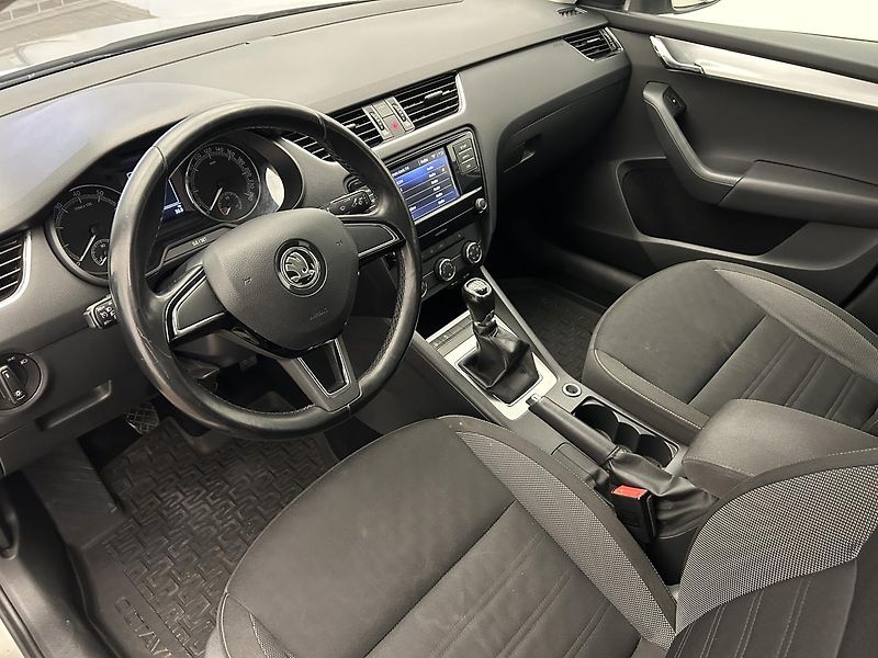 Škoda Octavia 1.0 TSI Ambition Plus Extra - fotka 6 z 22