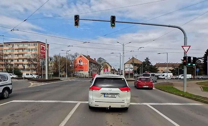 1. místo - světelná křižovatka silnic I/35 Velkomoravská a II/435 Roosveltova v Olomouci.
