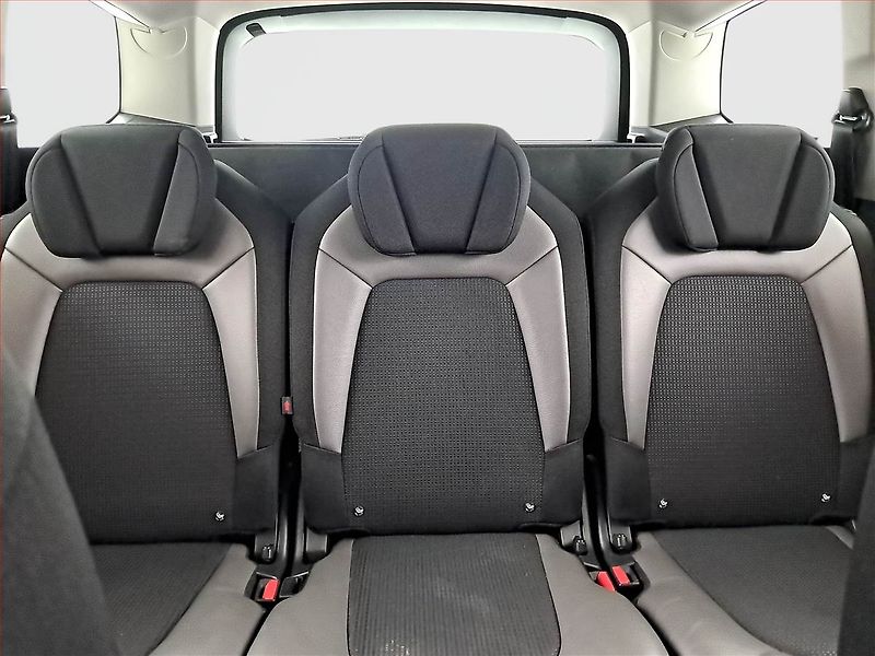 Citroën C4 Picasso (2014) 2.0 HDI, Automat, Serv.kniha - fotka 10 z 16