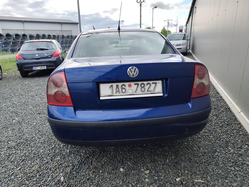 Volkswagen Passat 1.9 TDI 74KW, ČR - fotka 5 z 14