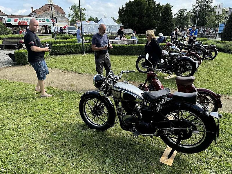 Ve Slatinicích si premiérový MotorFest užívaly davy, 25. května 2024