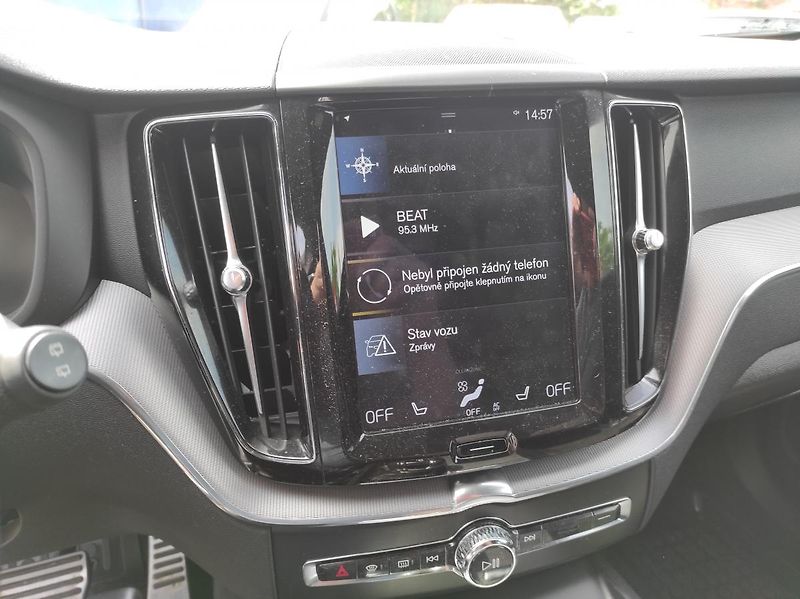 Volvo XC60 - fotka 14 z 18