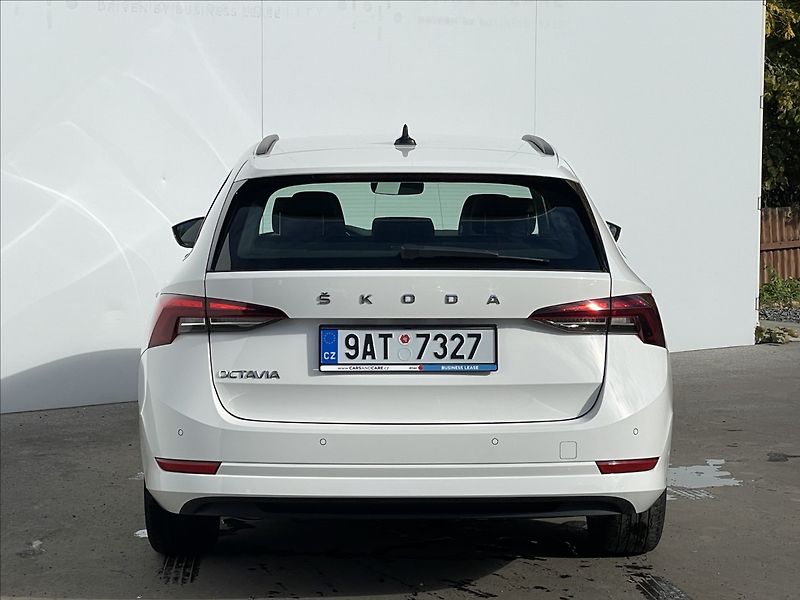 Škoda Octavia 1,5 TSI Combi Ambition Plus - fotka 23 z 23