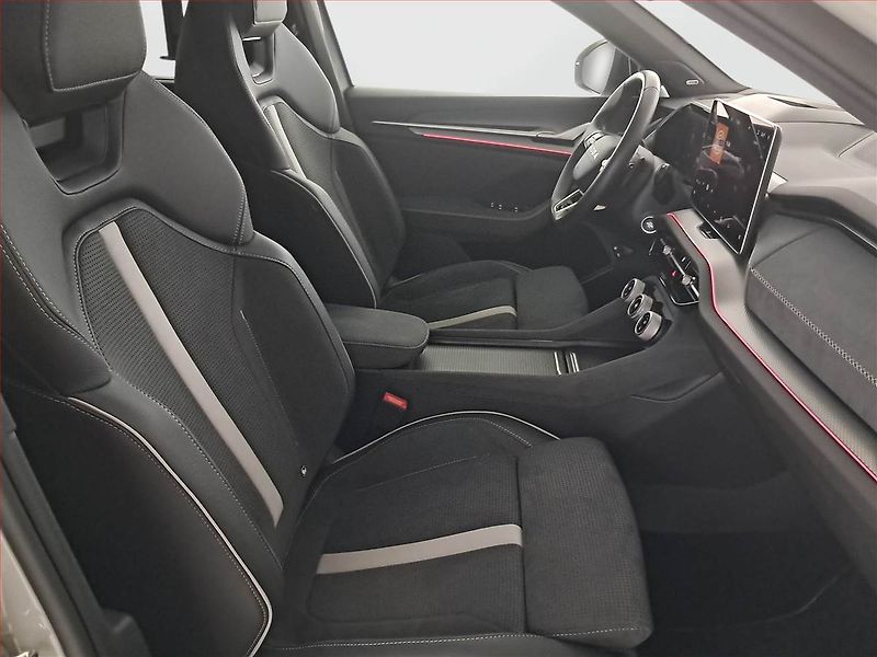 Škoda Kodiaq (2025) 1.5 TSI iV - fotka 9 z 32