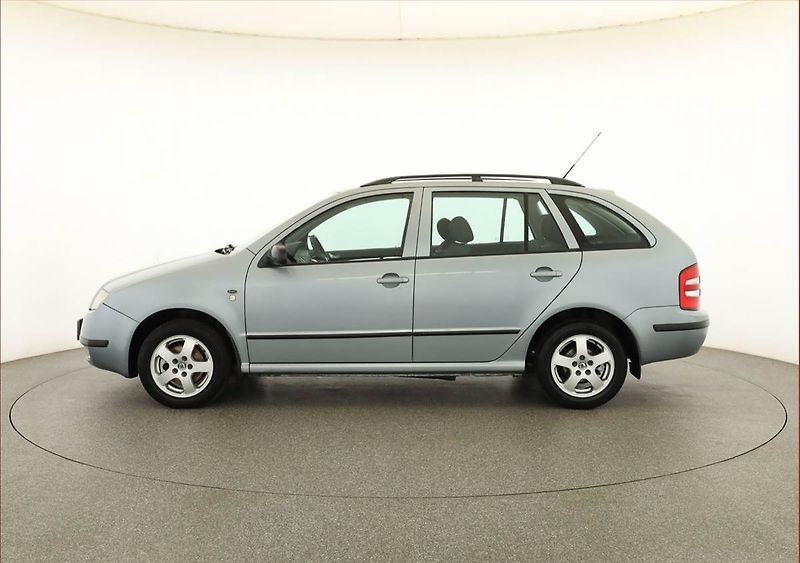 Škoda Fabia (2002) Elegance 1.4 16V, Klima - fotka 3 z 13