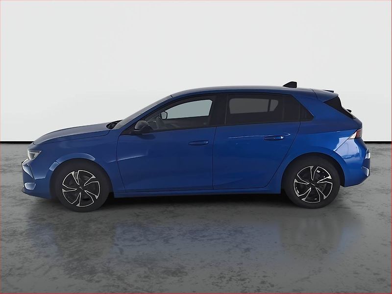 Opel Astra (2023) 1.2 Turbo, Tempomat - fotka 3 z 14