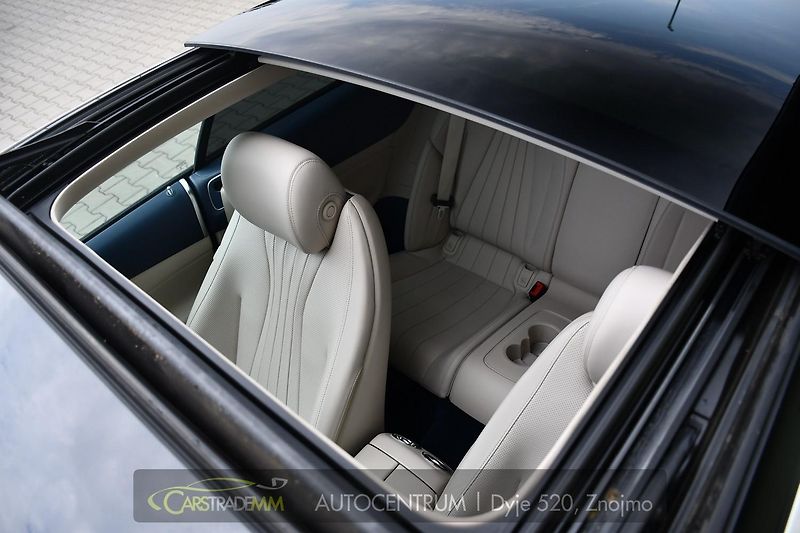 Mercedes-Benz Třídy E 400 4MATIC AMG ACC ČR HUD - fotka 44 z 53