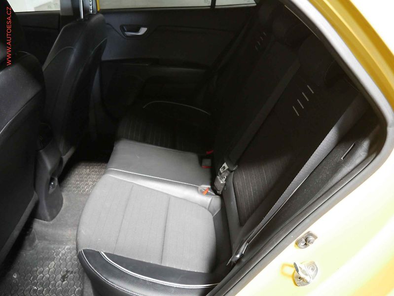 Kia Rio (2018) 1.0 T-GDi, ČR, Navi, AC - fotka 10 z 20