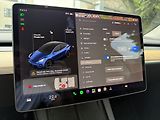 Tesla Model Y Long Range AWD - náhled 24