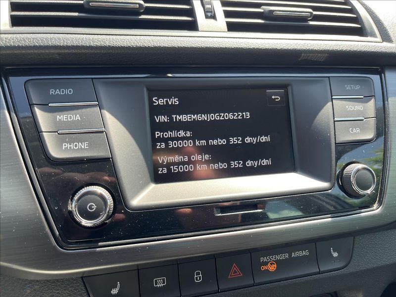 Škoda Fabia 1,2 TSi STYLE KLIMA ČR 1.M DPH - fotka 19 z 45