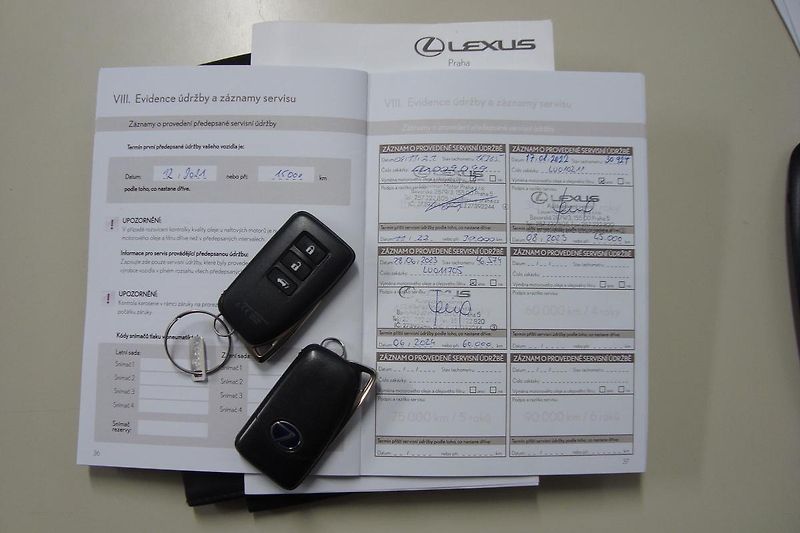 Lexus RX 450h (2021) ČR,1.Maj.S.kn.Najeto 62 tis.! - fotka 102 z 110
