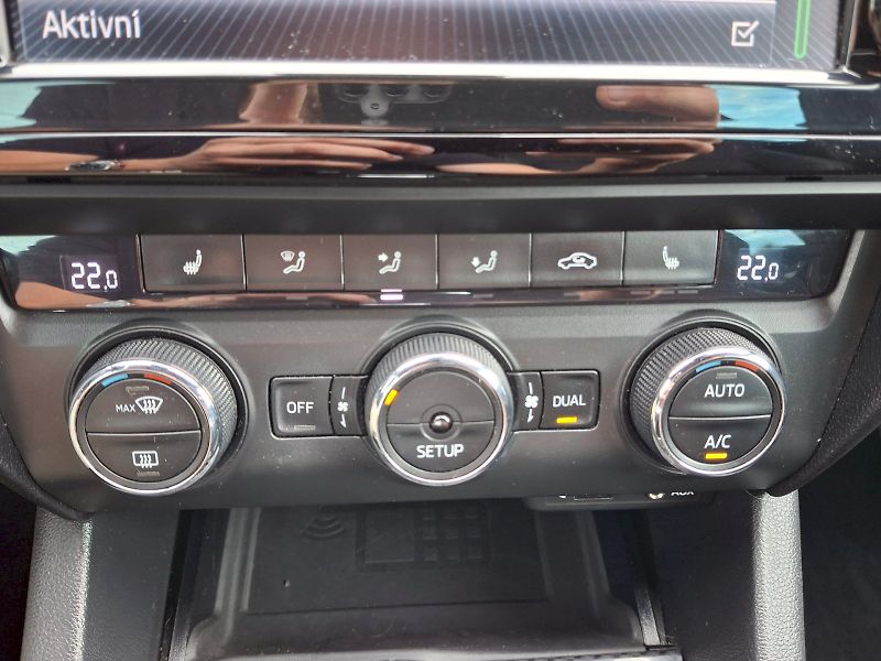 Škoda Octavia (2015) Combi RS DSG 2,0TDi 135kW - fotka 26 z 34