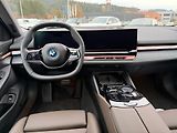 BMW i5 eDrive40 360 HuD ACC Venti - náhled 9