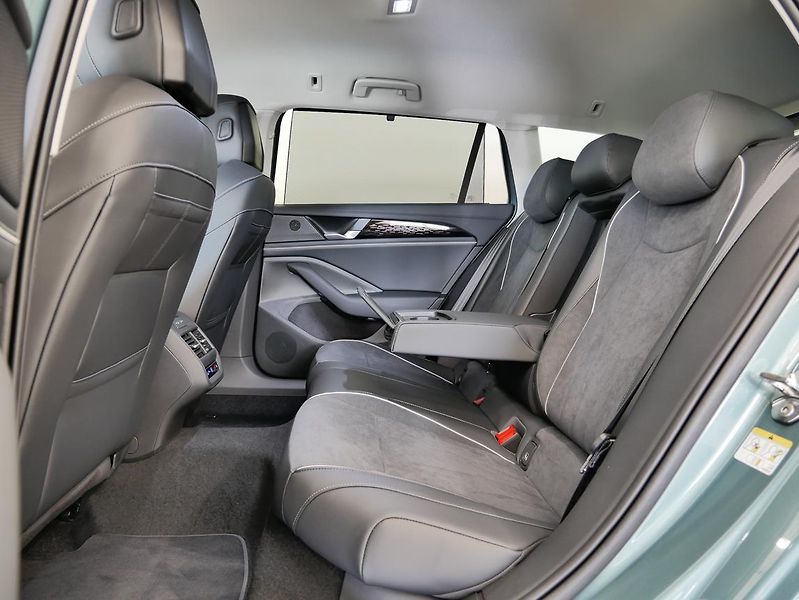 Volkswagen Passat - fotka 21 z 25