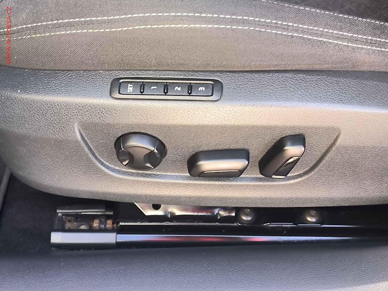 Škoda Superb (2016) 1.8 TSi, Style, DSG, TZ, - fotka 11 z 24