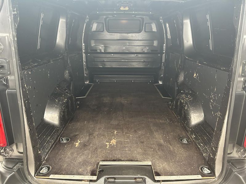 Toyota ProAce 2.0 D Active - fotka 19 z 22