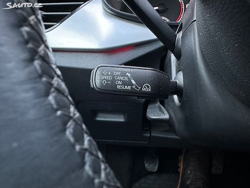 Škoda Scala 1,6 TDI Style, park. kamera - fotka 22 z 30
