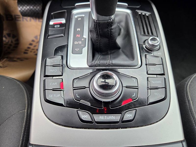 Audi A4 Avant 2.0 TDI DSG - fotka 19 z 30