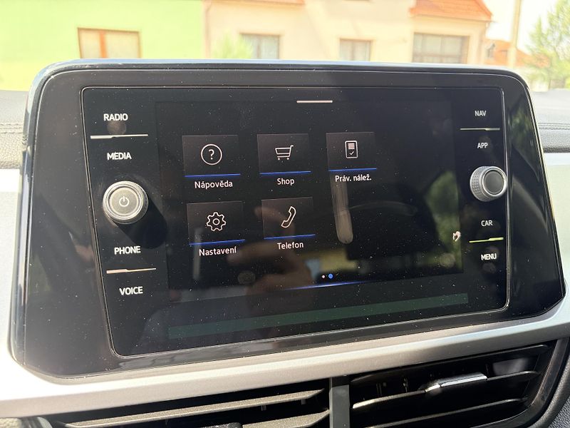 Volkswagen T-Roc 1.0TSI LED VIRTUAL - fotka 26 z 47