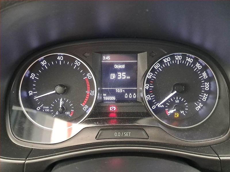 Škoda Fabia (2017) Style 1.2 TSI, Serv.kniha - fotka 11 z 16