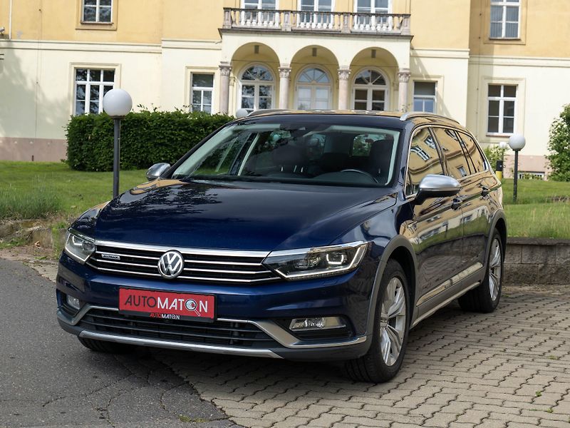 Volkswagen Passat 162kW Alltrack DCC NezTop 360 - fotka 1 z 42