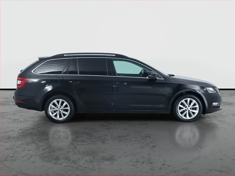 Škoda Octavia (2018) Style 1.6 TDI, Tempomat - fotka 6 z 18