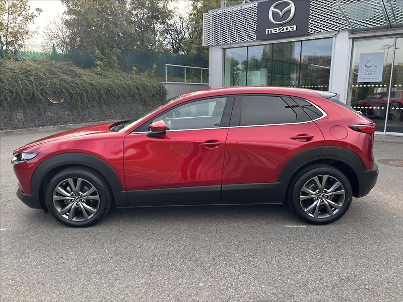 Mazda CX-30 2,0 i 137kW AT GT Plus CARPLAY - fotka 2 z 47