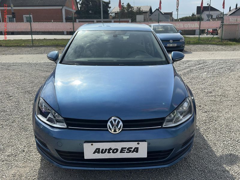 Volkswagen Golf (2013) 1.2TSi, 2.maj,ČR, autoAC - fotka 2 z 19