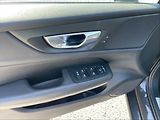 Volvo V60 2,0 B3 Core AT - náhled 11