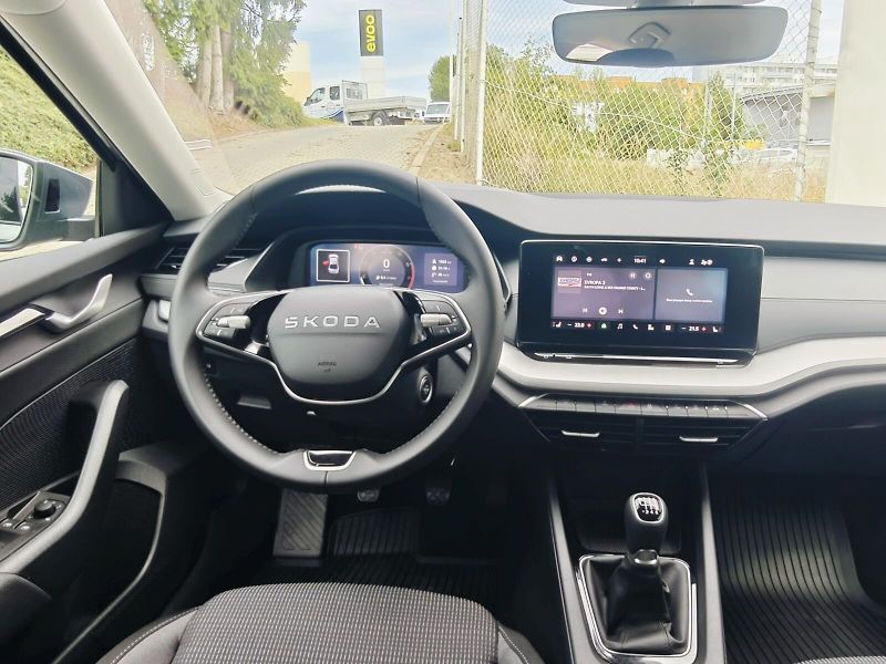 Škoda Octavia (2025) 1,5 TSI 110 kW Selection - fotka 23 z 40