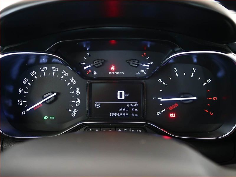 Citroën C3 (2019) 1.2 PureTech, Serv.kniha, Navi - fotka 11 z 14