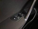 Volkswagen Golf (2018) Highline 1.5 TSI, Automat - náhled 16