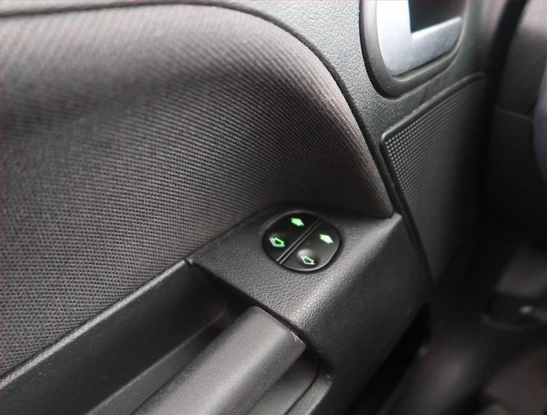 Ford Fusion (2011) 1.4, ČR,1.maj, Serv.kniha - fotka 14 z 14