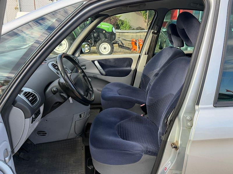 Citroën Xsara Picasso 1.6HDI 80KW* - fotka 13 z 26